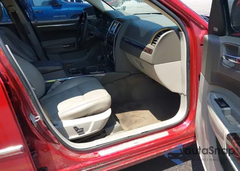 2010 Chrysler 300C Hemi z USA, uszkodzony, nr VIN 2C3CA6CT2AH149613